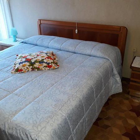 Appartamento Con Parcheggio Pubblico Sotto Casa เซนต์วินเซนต์ ภายนอก รูปภาพ